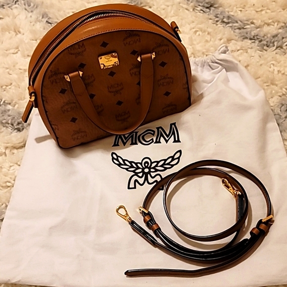 GENUINE 💯  MCM Satchel includes crossbody STRAP! - Picture 8 of 16